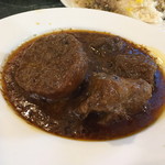 インターナショナルビレッジ - アルーゴーシュト