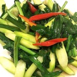 Stir-fried chives and asparagus