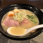 Ambou - 濃厚鶏白湯らーめん+こだわり煮卵