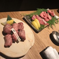 炭火焼肉 牛仁 一番町本店 - 