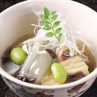 賀茂瓜と芋茎・湯葉の蟹餡かけ