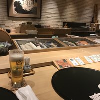 おたる政寿司 本店 - カウンターより