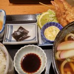 おぎ野 - 本日当たり日替わり海老フライ。うどん大