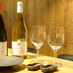 Soba Kiyose Musashiya - 日本ワインをメインにグラスやボトルもご用意しております。
