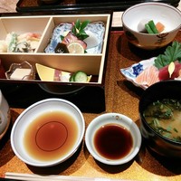 個室会席 北大路 京橋茶寮 東京駅店 - 