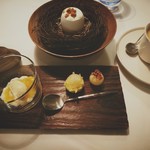 Installation Table ENSO L'asymetrie du calme - 小菓子