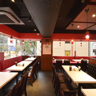 店内の内観