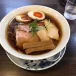 らぁ麺 紫陽花 - 特製醤油らぁ麺（全部トッピング）980円