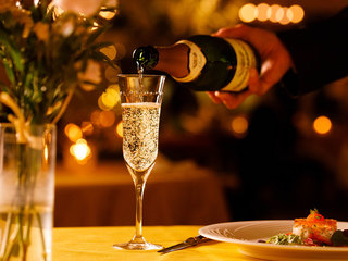 Vaas - ここでしか味わえない、ミシュラン1つ星シェフが手掛ける贅を尽くした美食フレンチをご提供いたします。