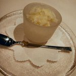 プティット・メルヴィーユ - お口直し(カリンのシャーベット)