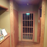 磊庵はぎわら - 離れに通じるドア