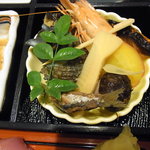 鮨割烹 曽根 - 有頭海老、南瓜、里芋、竹の子、薩摩芋、サザエの壷焼き、キビナゴの煮付け、鰆の焼き物