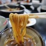 やすだ - 熱々なので卵潜らせてリフト(笑)