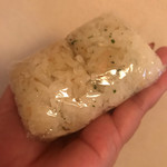 虎白 - 余りはお土産のおにぎりに