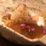 虎白 - カワハギ、特製ジュレ、ミョウガ