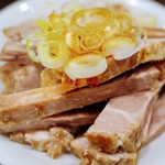 中華そば べんてん - つまみチャーシュー