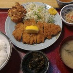 やきとり鳥一 - ロースカツ定食850円に唐揚げ一個120円追加