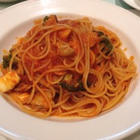 アン カフェ - 本日のパスタランチ (スープ、パン、ドリンク付き) 1000円
                蒸し鶏とブロッコリーのトマトソース、モッツァレラのせ