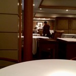 レ セゾン - 使用済みテーブルクロスは全て交換される