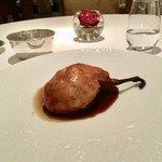 レ セゾン - 「山鶉のパイ包み焼き　キャベツのデュクセル、ラール、ジッドトリュフ」