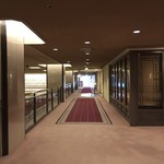 レ セゾン - 天井が低い 3