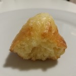 Blé Sucré - シンプルで素朴なのに、優しい玉子やバターの風味がじわじわ広がるしっとり生地