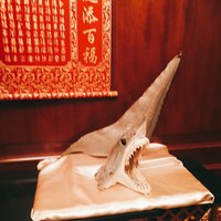 中国料理 皇家龍鳳 - ふかひれスープへの怒りの表情( ✧㉨✧) ｶｯ!!