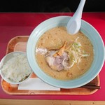 札幌ラーメン - 札幌味噌ラーメン（半ライス付／ランチ）500円