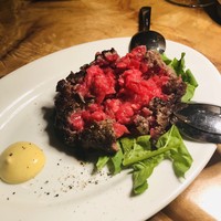 カルネジーオ イースト - 