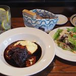 ブレッド&タパス 沢村 - 牛ホホ肉の赤ワイン煮込み