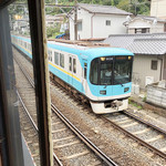 Kasen - 2階の窓から列車('18.9月下旬)