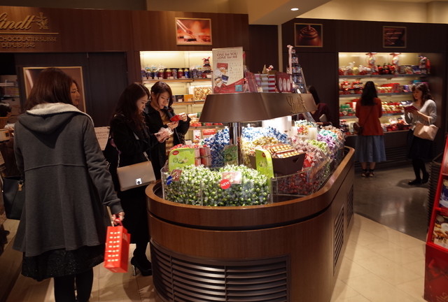 リンツ ショコラ ブティック 有楽町マルイ店 有楽町 チョコレート 食べログ