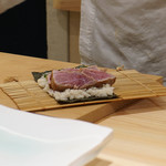 鮨 なんば - 大間まぐろのムニエル、きゅうりの太巻き