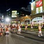 鮨匠 のむら - ［2018/11］おはら祭の踊りの列は延々と続いていきます。