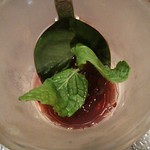 烈志笑魚油 麺香房 三く - 夜のサービス カウンター席に座っている人が対象 毎時39分にデザートサービス 2018年11月