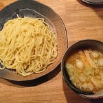 つけ麺屋 やすべえ - つけ麺大盛780円