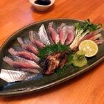 魚市場 小松 - サンマの刺身