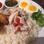 THAIFOOD DINING&BAR　マイペンライ - こちらは茹で鶏