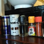 一球 - 卓上調味料