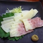 浜新 - 天ぷら屋さんで クジラベーコン！