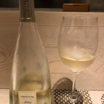 銀座 やまの辺 江戸中華 - ミッレディ フランチャコルタ ブリュット(白スパークリングワイン)