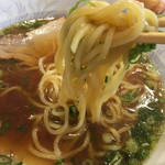 香徳園 - ツルツルの麺