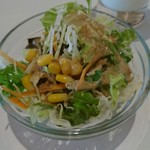 プラバート - セットサラダとラッシー