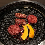 炭火焼肉・韓国料理 KollaBo - 