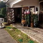 珈琲蔵ぬりの里 - 蔵のカフェ