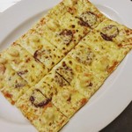 MKYアメリカンレストラン＆バー - 『エビサラミピザ』