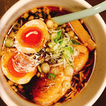 一力亭 - 黒醤油らーめん 煮卵トッピング