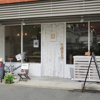 カフェ オチコチ_1