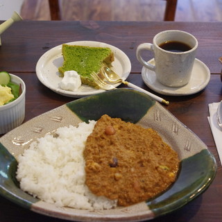 カフェ オチコチ_2