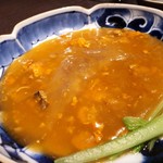 GINZA JOTAKI - 気仙沼産尾長鮫の最上級フカヒレ姿煮込み～特級上海蟹味噌餡～